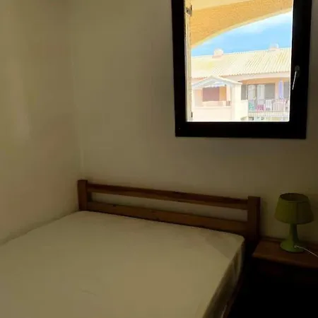 Mezzanine Au Bord De La Lagune *