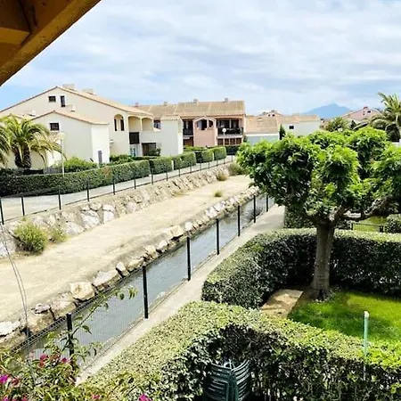 Mezzanine Au Bord De La Lagune Saint-Cyprien (Pyrenees-Orientales)